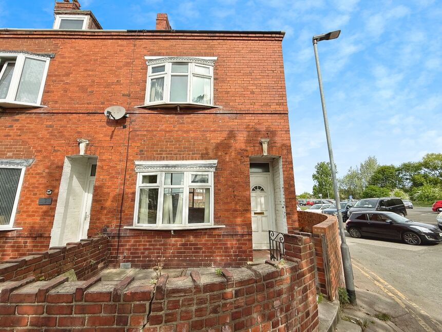 Main image of 2 bedroom End Terrace House for sale, Brooklyn, South Elmsall, West Yorkshire, WF9