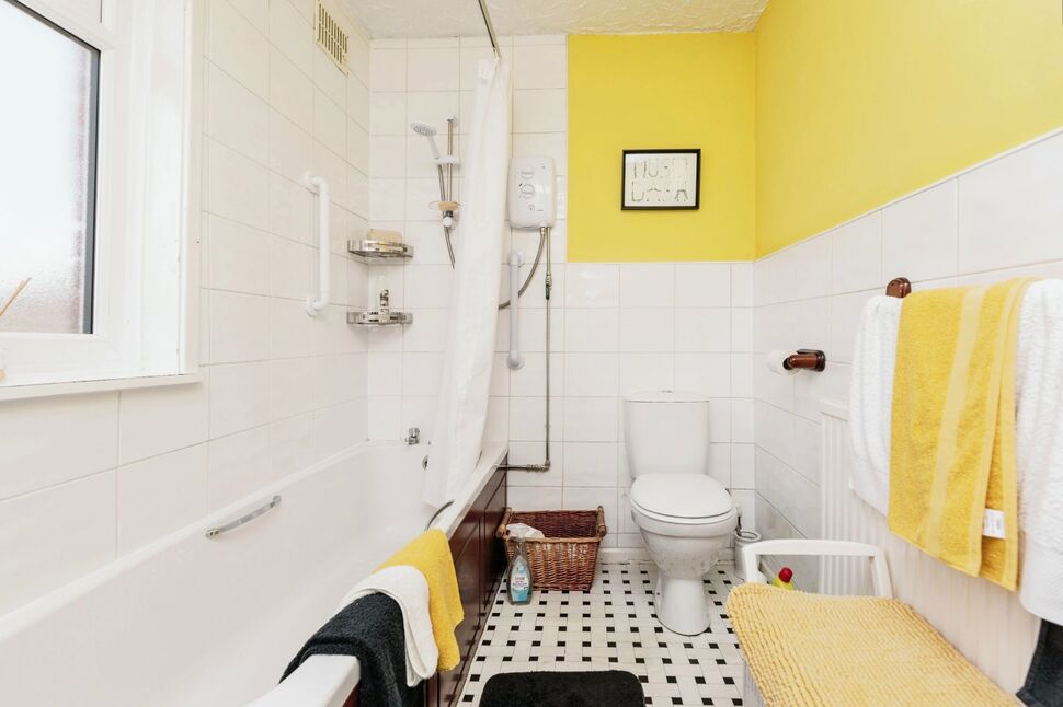 Bathroom / WC