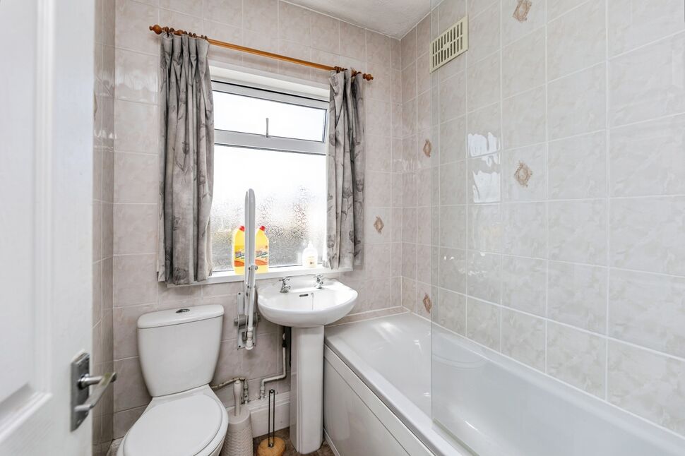 Bathroom / WC