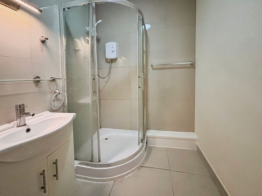 Bathroom / WC