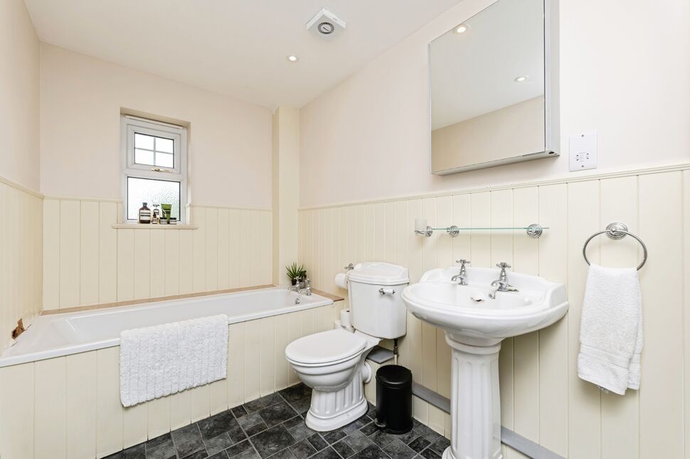 Bathroom / WC