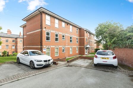 2 bedroom  Flat for sale
