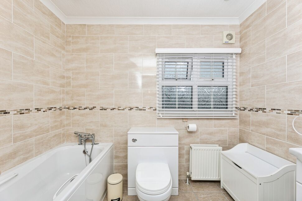 Bathroom / WC