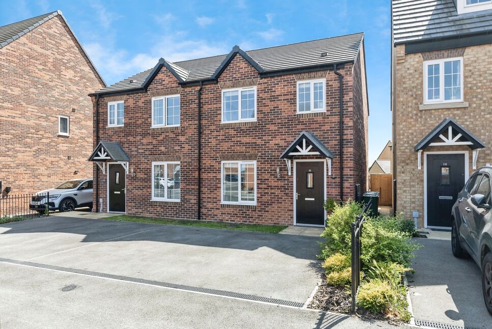Main image of 3 bedroom Semi Detached House for sale, Fox Road, Featherstone, West Yorkshire, WF7