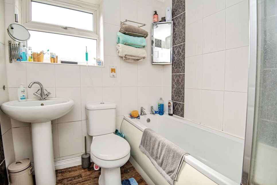 Bathroom / WC