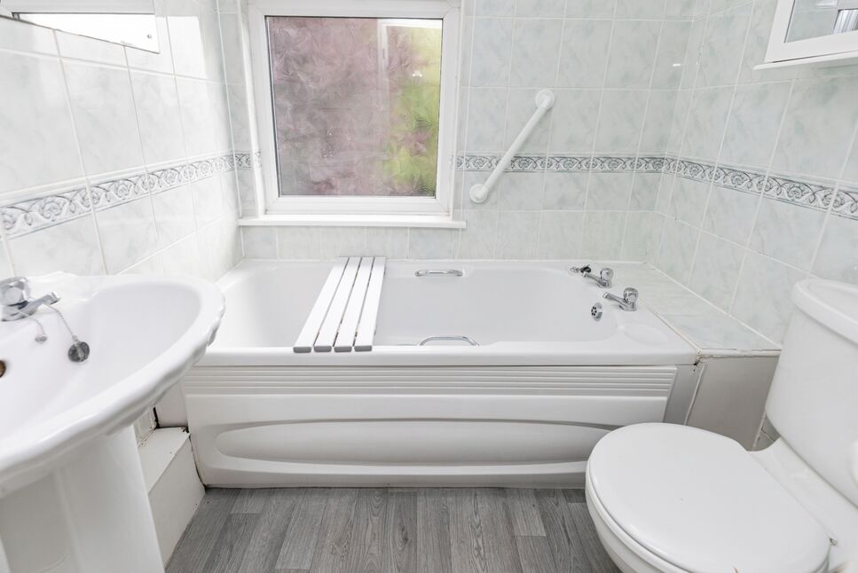 Bathroom / WC