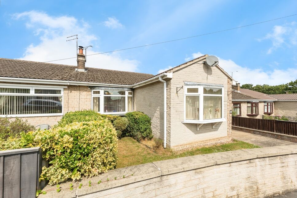 Main image of 2 bedroom Semi Detached Bungalow for sale, Woodlands Crescent, Hemsworth, West Yorkshire, WF9