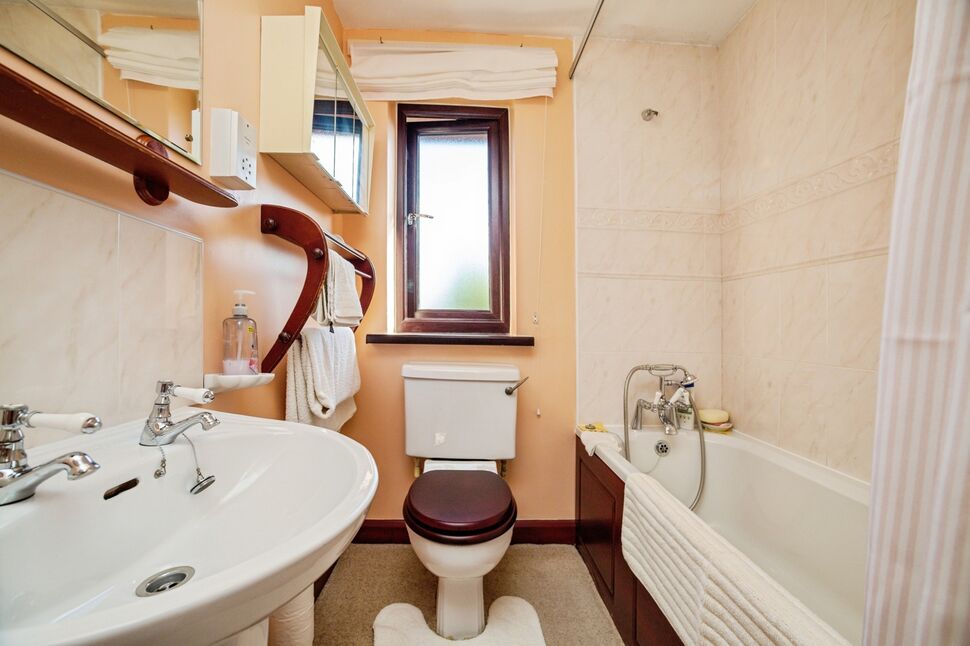 Bathroom / WC