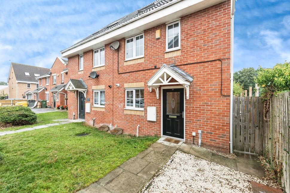 Main image of 3 bedroom Semi Detached House for sale, Cherry Tree Walk, Knottingley, West Yorkshire, WF11