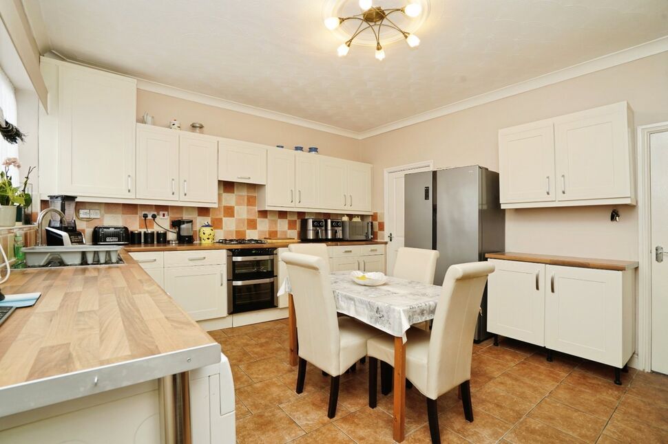Dining Kitchen