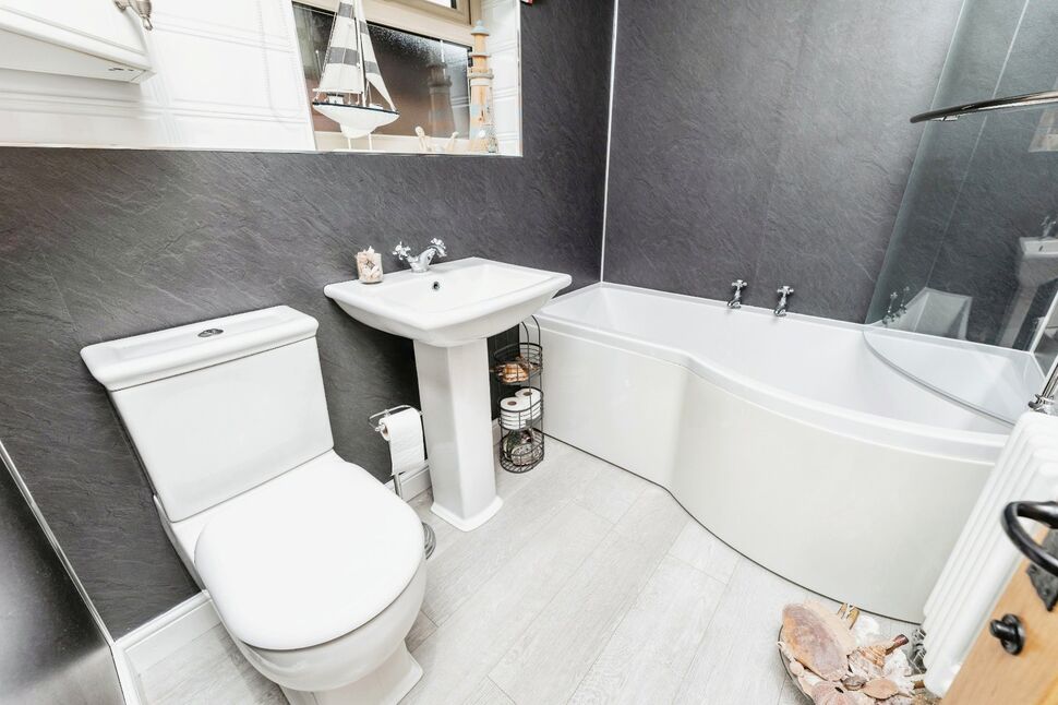 Bathroom / WC