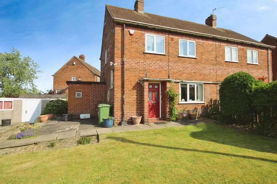 Main image of 2 bedroom Semi Detached House for sale, Lea Lane, Featherstone, West Yorkshire, WF7