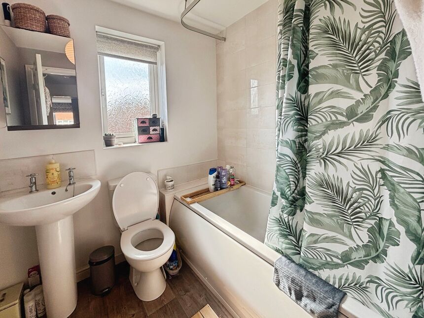 Bathroom / WC