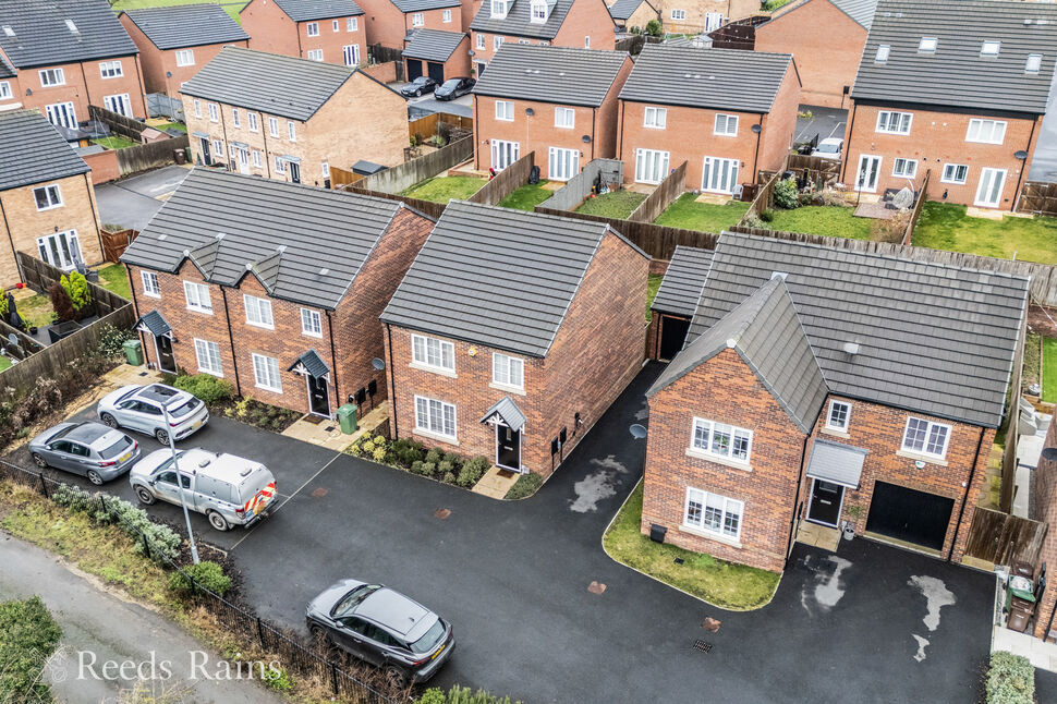 Main image of 4 bedroom Detached House for sale, Castle Close, Pontefract, West Yorkshire, WF8