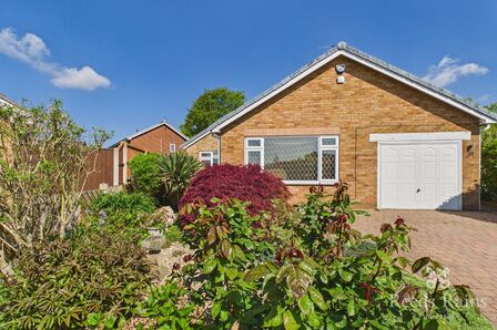 Carleton Green Close, 3 bedroom Detached Bungalow for sale, &pound;355,000