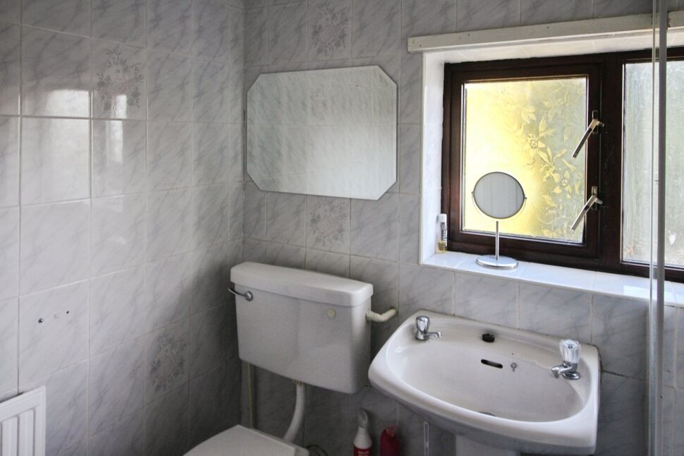Bathroom / WC