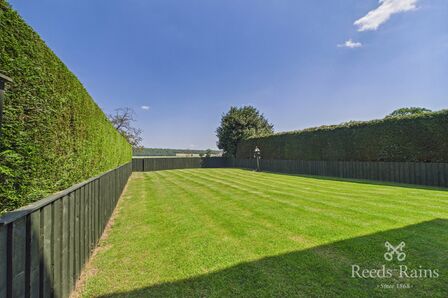 Doncaster Road, 4 bedroom Detached House for sale, &pound;485,000