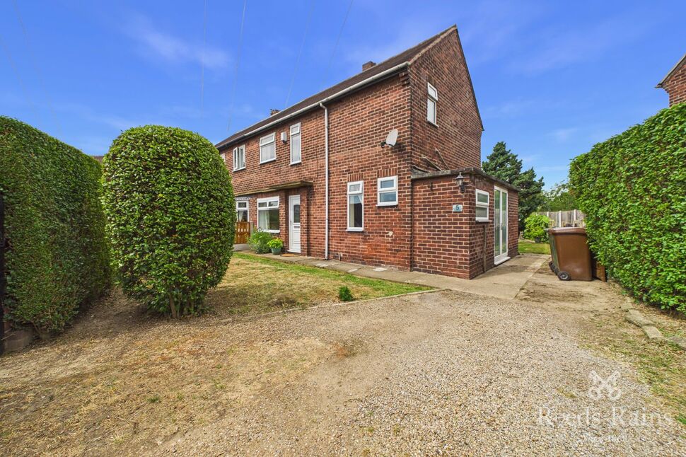 Main image of 3 bedroom Semi Detached House for sale, Common Road, Kinsley, West Yorkshire, WF9