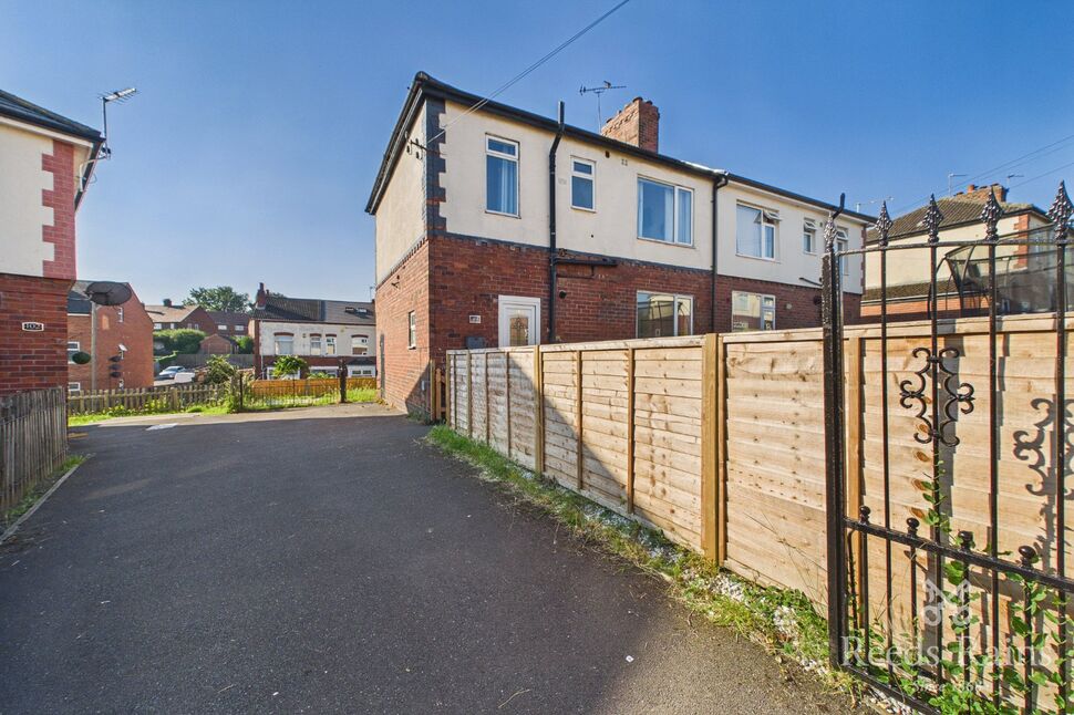 Main image of 3 bedroom Semi Detached House for sale, Barnsley Road, Hemsworth, West Yorkshire, WF9
