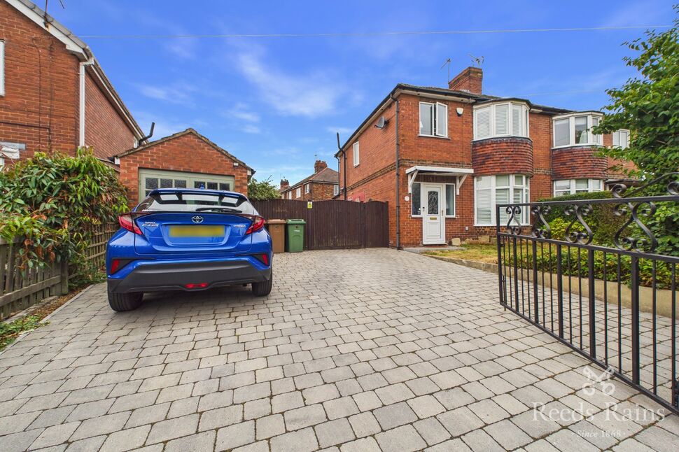 Main image of 3 bedroom Semi Detached House for sale, Askam Avenue, Pontefract, Wakefield, WF8
