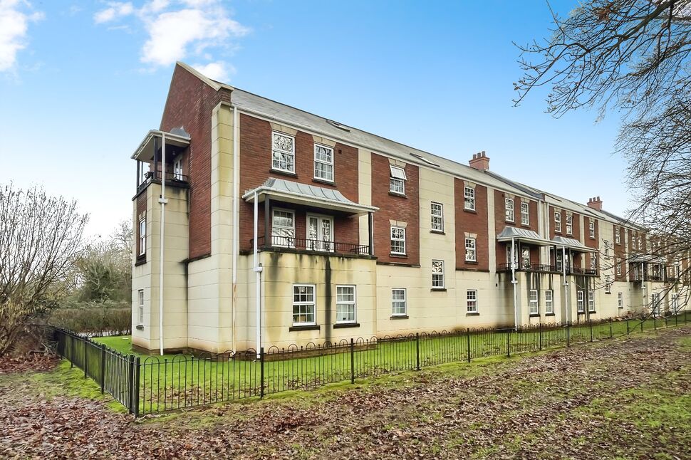 Main image of 2 bedroom Flat to rent, Perrett Way Ham Green, Pill, Bristol, BS20