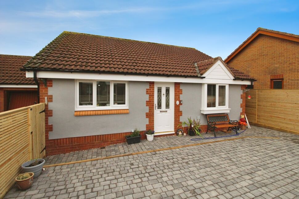Main image of 3 bedroom Link Detached Bungalow for sale, Brock End, Portishead, Bristol, BS20