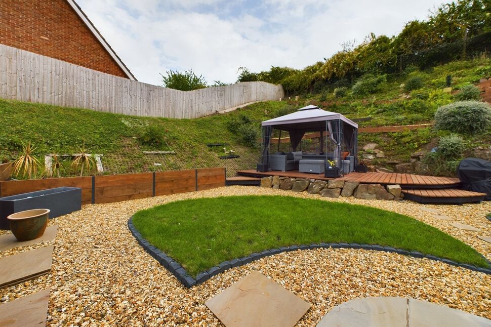 4 bedroom Detached House for sale, Drakes Way, Portishead, BS20 £700,000