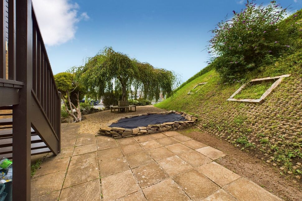 4 bedroom Detached House for sale, Drakes Way, Portishead, BS20 £700,000