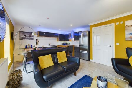 1 bedroom  Flat for sale