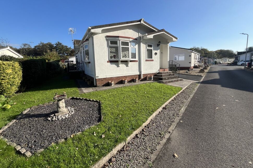 Main image of 2 bedroom Detached Property for sale, Elm Tree Park, Sheepway, Bristol, BS20