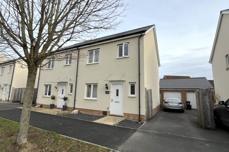 The Finches, 3 bedroom Semi Detached House for sale, £415,000