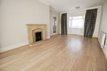 Down Road, 3 bedroom Detached Bungalow for sale, £515,000