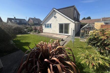Trinder Road, 4 bedroom Detached House for sale, £425,000
