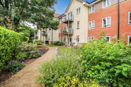 2 bedroom  Flat for sale