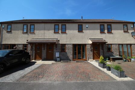 The Breaches, 3 bedroom Mid Terrace House for sale, £325,000