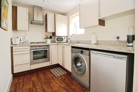 2 bedroom  Flat for sale