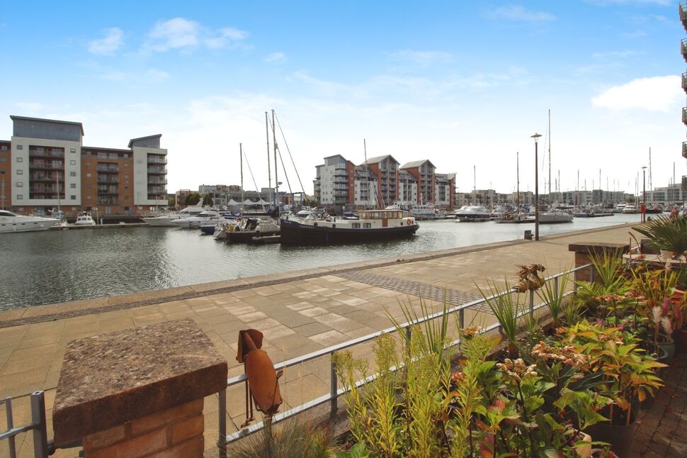 Main image of 1 bedroom Flat for sale, Lower Burlington Road, Portishead, Bristol, BS20