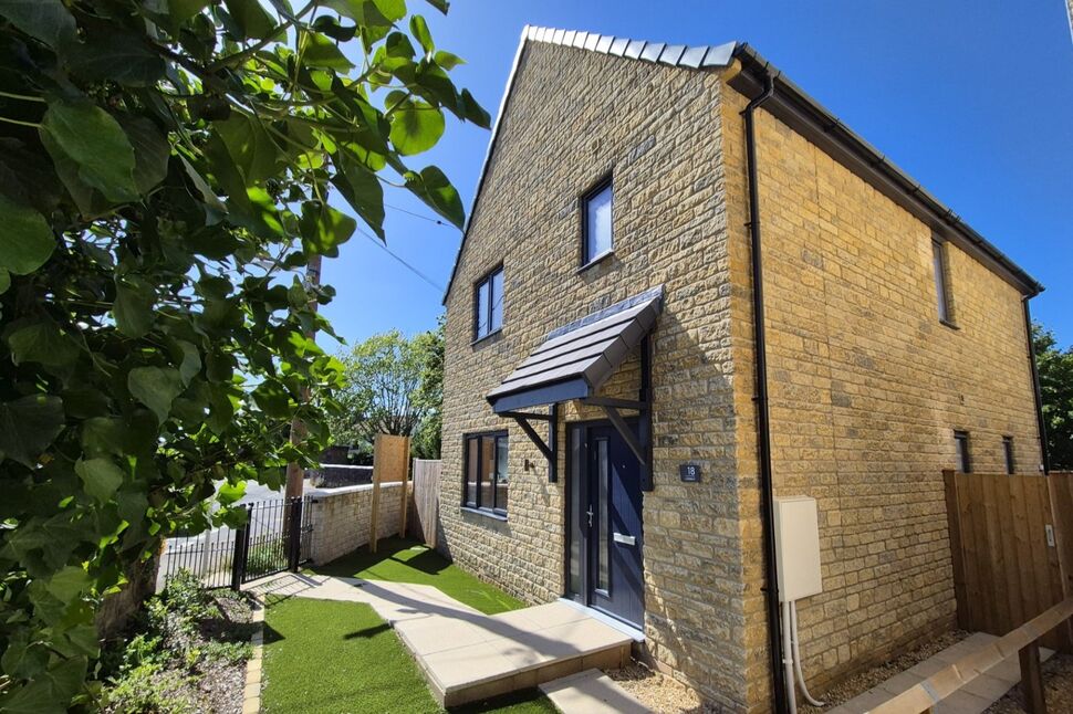 Main image of 3 bedroom Detached House for sale, Lodway, Pill, Bristol, BS20