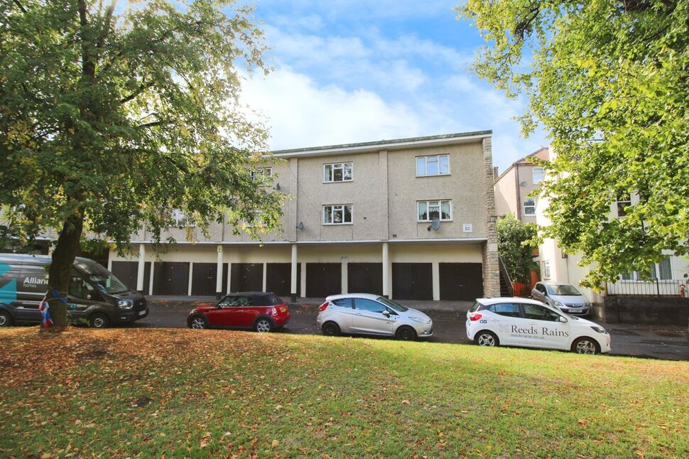 Main image of 2 bedroom  Flat for sale, Bank Place, Pill, Bristol, BS20
