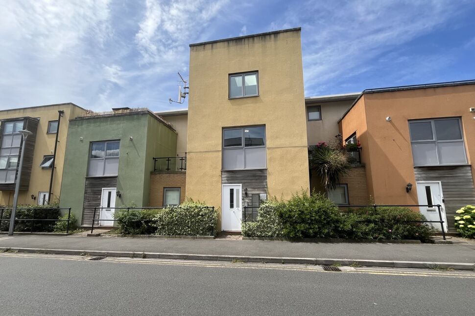 Main image of 2 bedroom  Flat to rent, Merchant Square, Portishead, Bristol, BS20