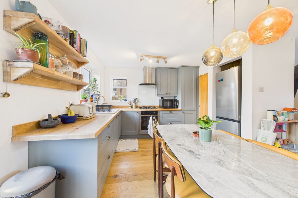Kitchen / Dining Room
