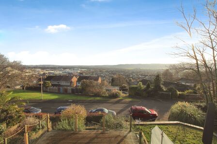 Rippleside, 4 bedroom Semi Detached House for sale, &pound;435,000