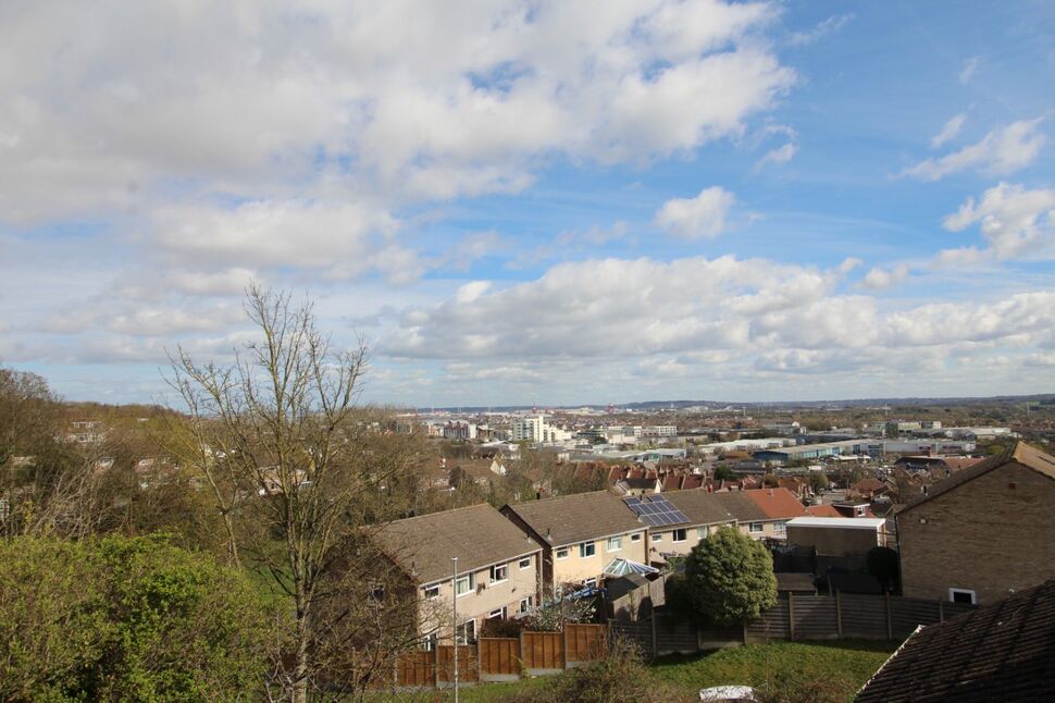 Main image of 4 bedroom Semi Detached House for sale, Avon Way, Portishead, Bristol, BS20