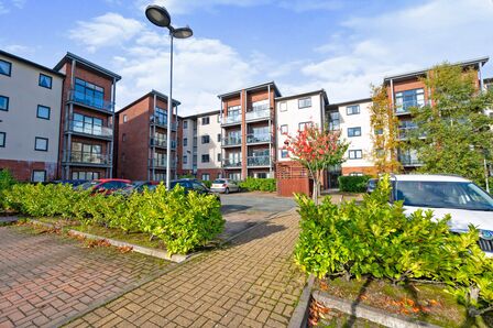 2 bedroom  Flat to rent