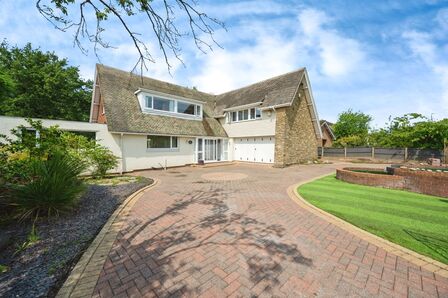 Ormskirk Road, 4 bedroom Detached House for sale, £750,000