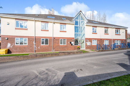2 bedroom  Flat to rent