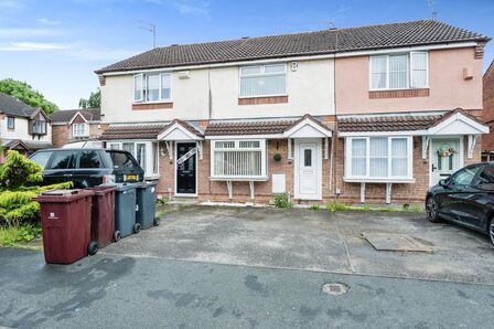 3 bedroom Mid Terrace House to rent