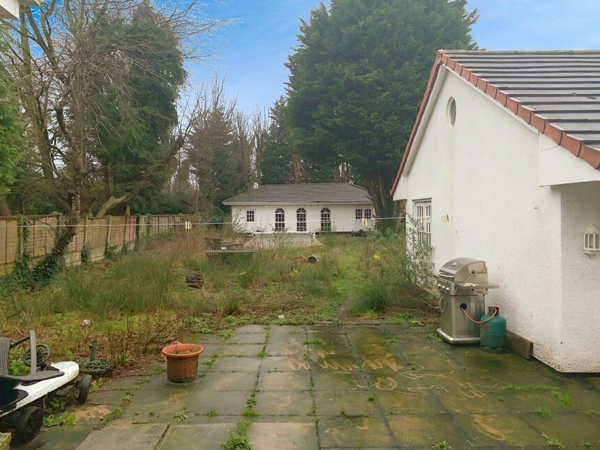 7 bedroom Semi Detached House for sale, Roby Road, Huyton, L36 £700,000