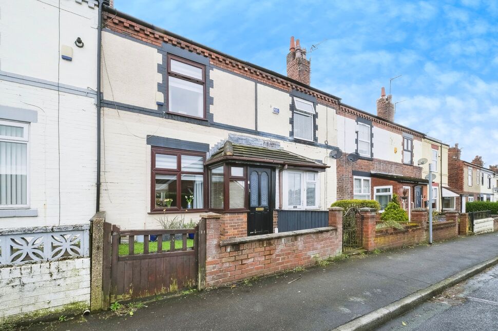 2 bedroom Mid Terrace House for sale, Halsnead Avenue, Whiston, L35 £