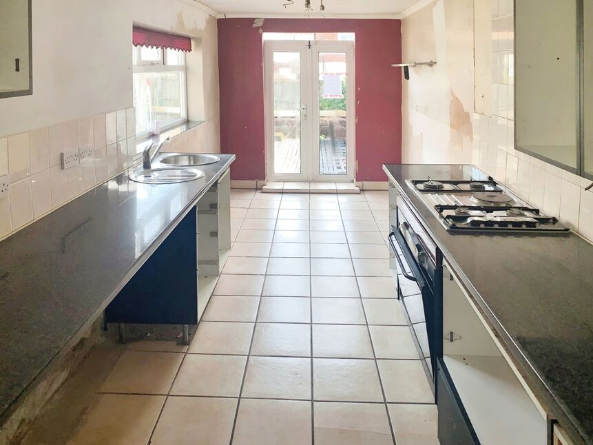 3 bedroom Mid Terrace House for sale, St. Helens Road, Prescot, L34 £